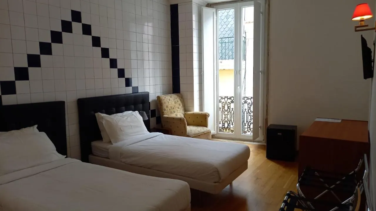 Fado Bed & Breakfast - Santos Lizbona Portugalia