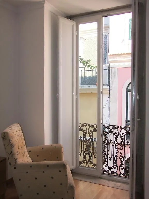 Fado Bed & Breakfast - Santos Lizbona