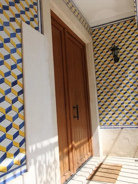 **  Fado Bed & Breakfast - Santos Lisbon Portugal